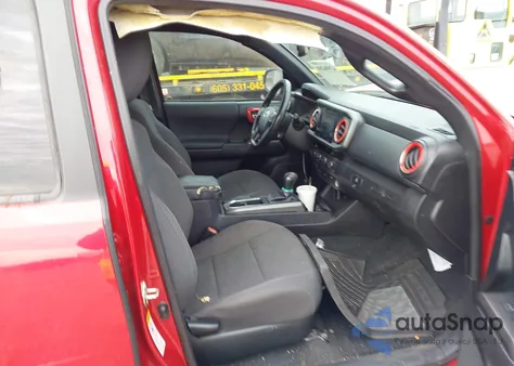 2016 Toyota Tacoma Trd Sport from USA, damaged, VIN 5TFCZ5AN6GX021740